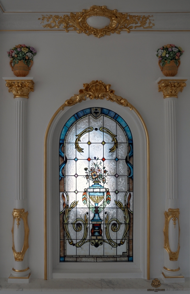 Luxury gold stained glass